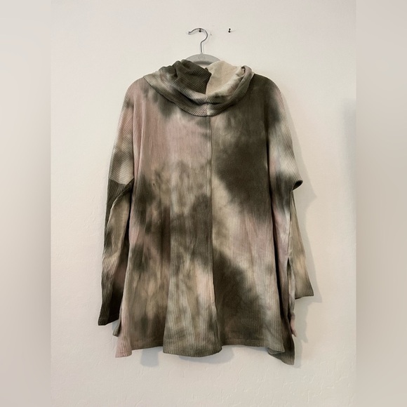 Status by Chenault Sweater - Picture 2 of 7